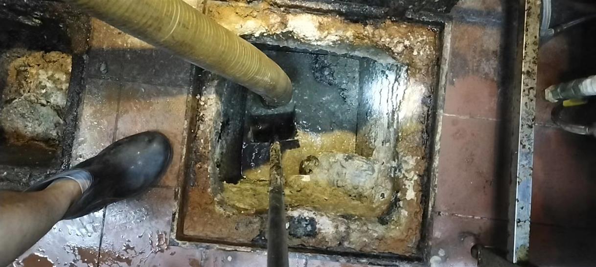 广安污水池清理一般都有毒气，怎么预防中毒呢？